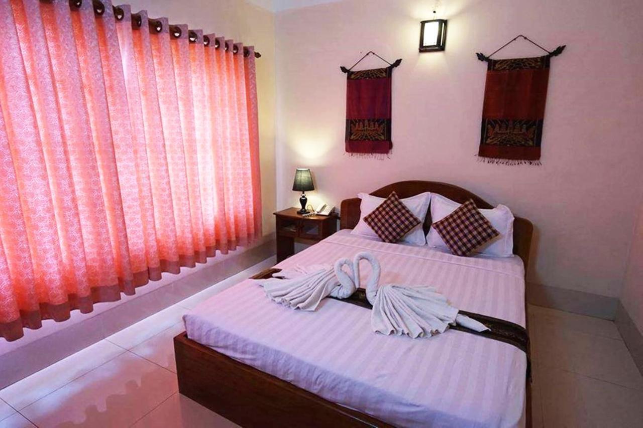 Siem Reap Riverside Hotel Eksteriør billede