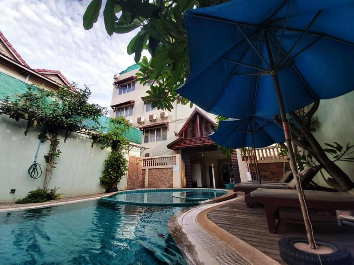 Siem Reap Riverside Hotel Eksteriør billede