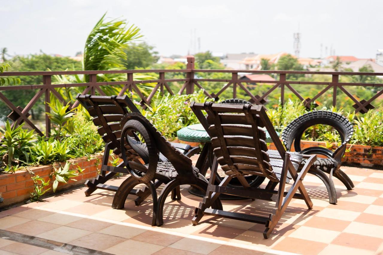 Siem Reap Riverside Hotel Eksteriør billede