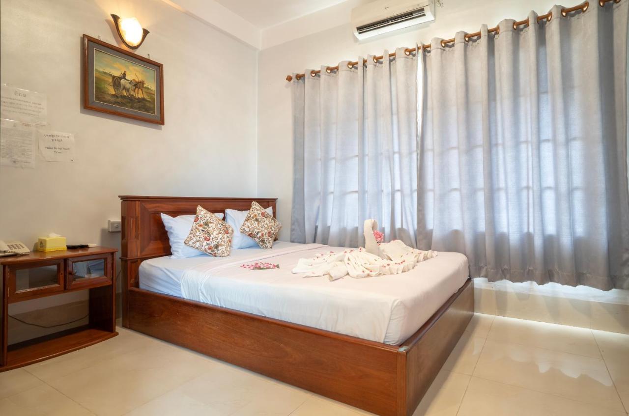 Siem Reap Riverside Hotel Eksteriør billede