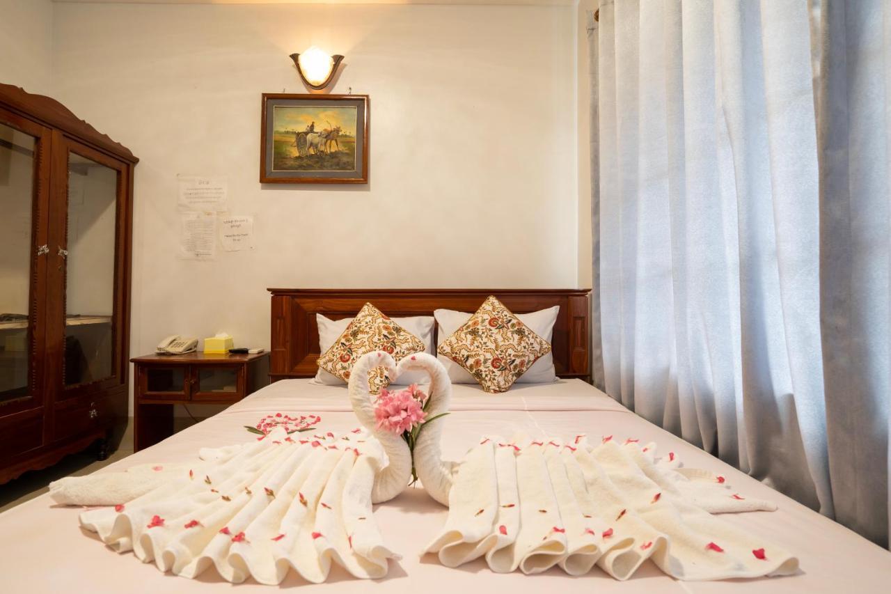 Siem Reap Riverside Hotel Eksteriør billede